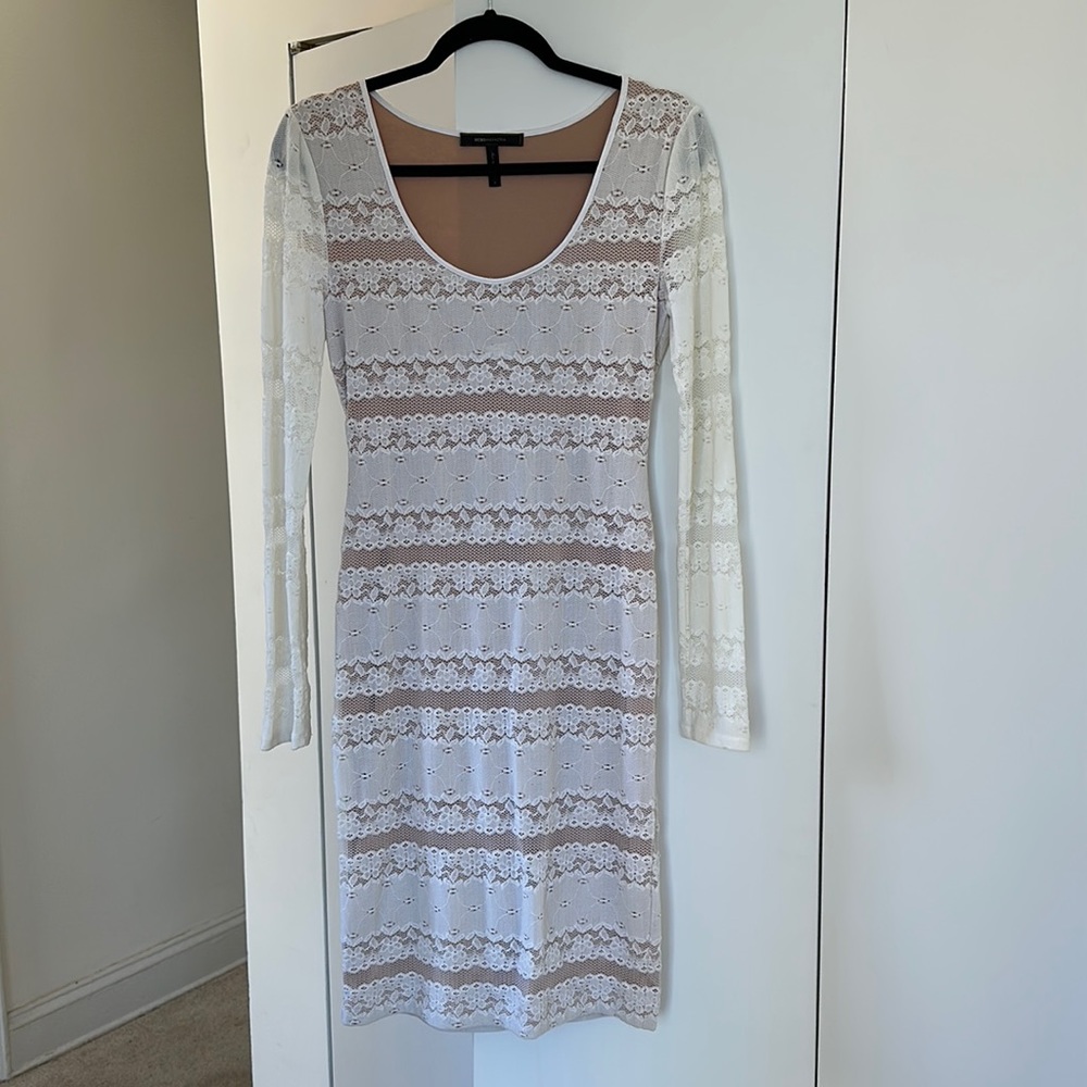 BCBG MaxAzria White Long-Sleeved White Lace Dress Size 6 - GORGEOUS